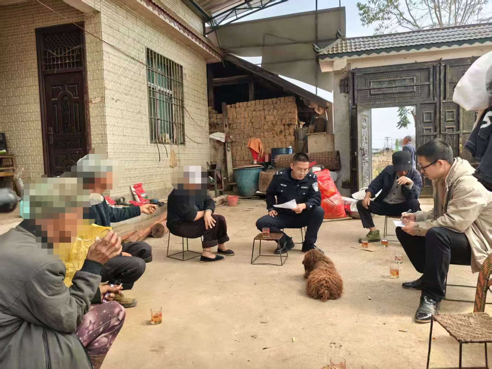 祖坟受损起纷争 多元调解化干戈  ——木场司法所成功调解祖坟损坏赔偿纠纷